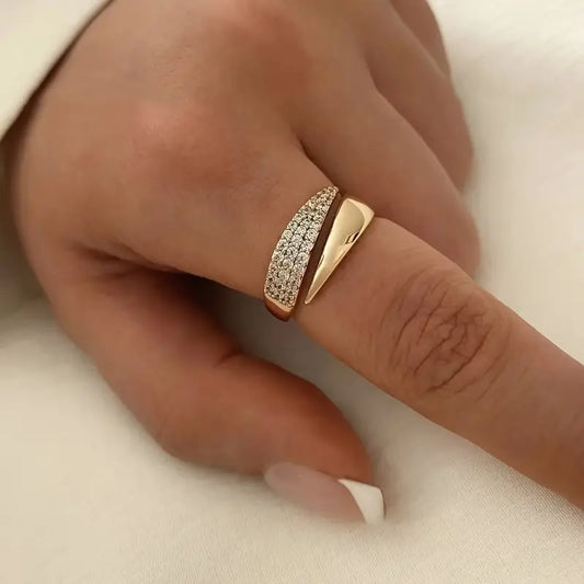Elegance Haven Ring