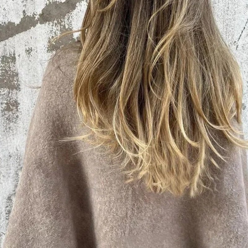 Amber™ | Cape met chique uitlopende mouwen